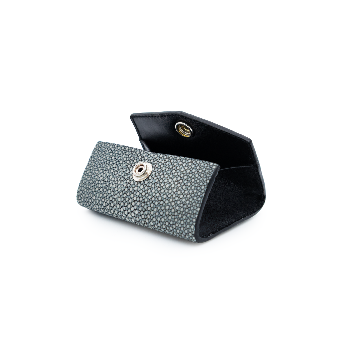 ANTHRACITE STINGRAY COIN HOLDER